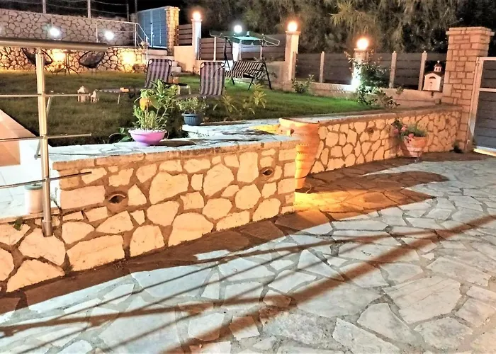 Casa Di Helena Luxury Corfu Antipernoi
